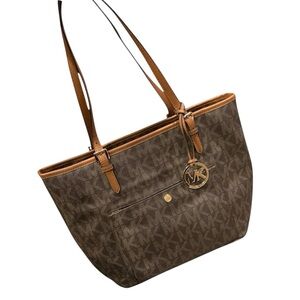 Large tote Michael Kors tan brown MK tote bag purse designer handbag card slots